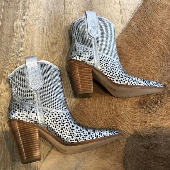 sigerson morrison cowboy boots